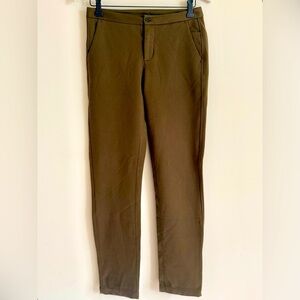 Lululemon Slim Fit Pants Womens Size 4 Olive